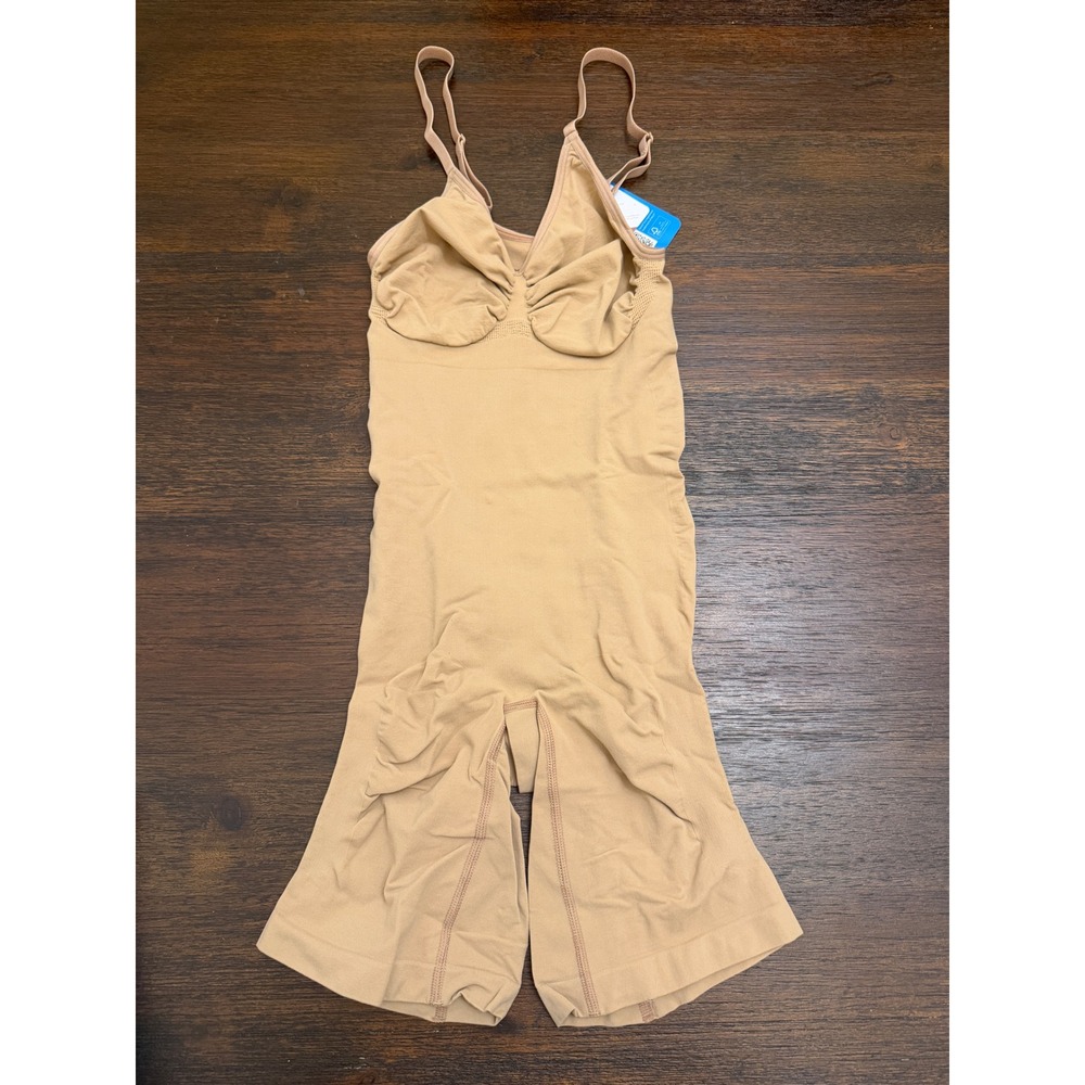 Shaper Slimming & Smoothing Body Shaper Tan Nude Mid-Thigh Bodysuit M/L